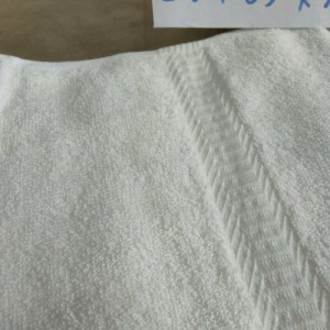 Khăn mặt khách sạn B F rết